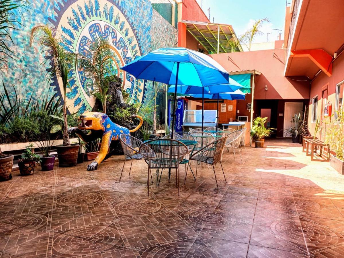 Hostel Plaza Mayor Мехико Экстерьер фото